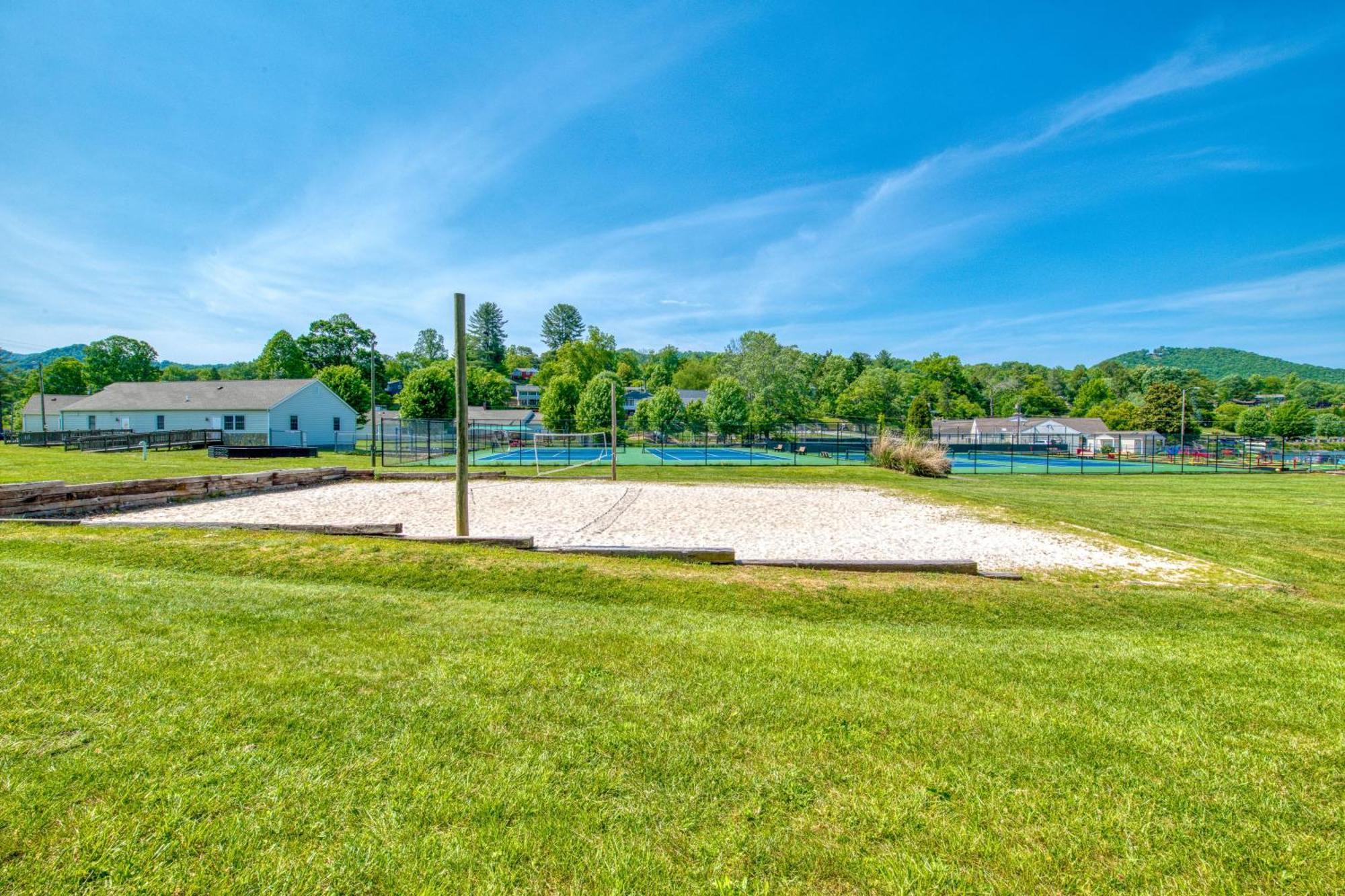 The B'S Nest Villa Lake Junaluska Exterior photo